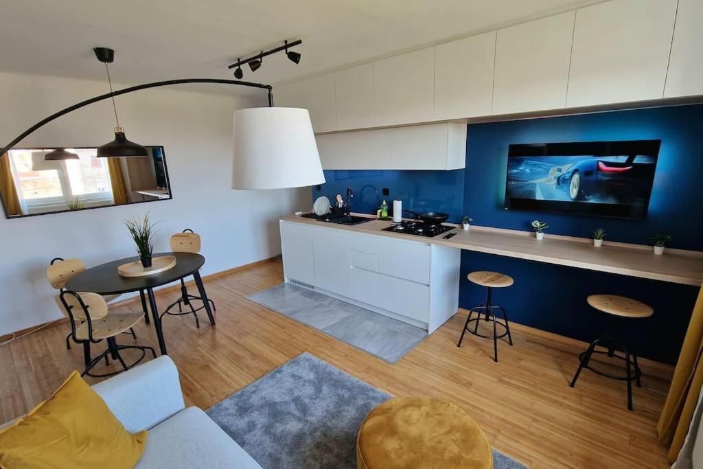 Апартаменти Midnight Blue Oasis - Center, Free Parking Загреб Екстер'єр фото